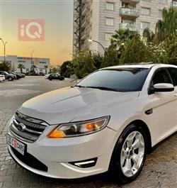 Ford Taurus